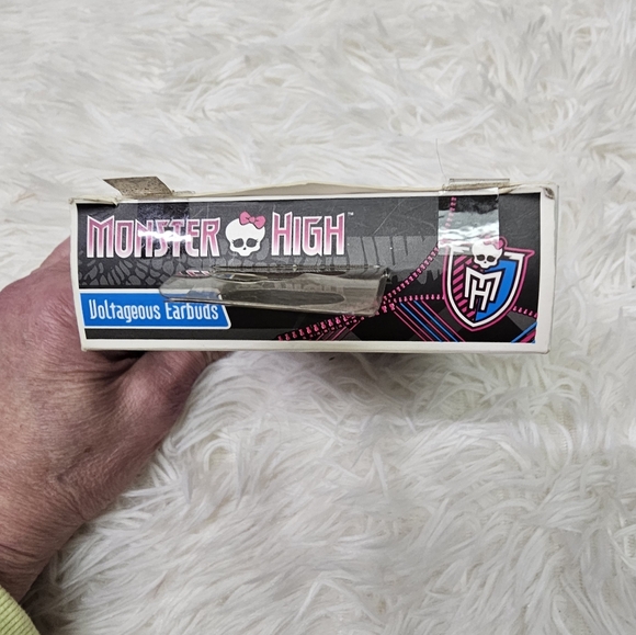 Monster High Voltageous Earbuds Skullette Blinged Out Style - Picture 5 of 5